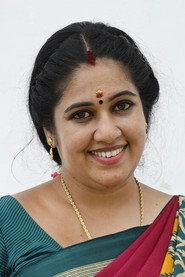 Sindhuja Viji as in Anandham Vilayadum Veedu 2021
