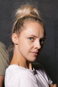 Izabela Firlová as  in Narozeniny 2025