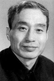 Jingping Zhang as 大龙 in Soldier in White 1949