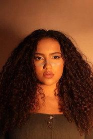 Alanys Santos as Gabi in Shooting My Life's Script 2024