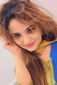 Vani Vashishthh as Kayenaat in The Last Tale of Kayenaat 2016