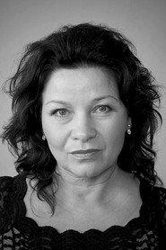 Małgorzata Krzysica as Maria in Oko cyklonu 1990