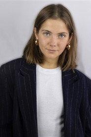Albane You as Margaux in Ness et Ryan 2025