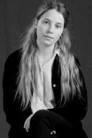Cami Moonen as Anne in The Weeping Walk 2024