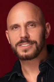 David Bàn as Porthos in Les 3 Mousquetaires 2016