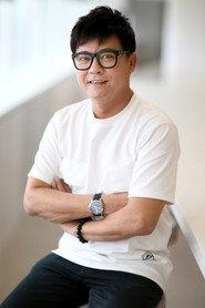 Wang Yu Qing as Uncle in Paper House 2017