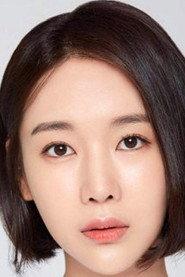 Choi Seo-hyun as Eun-Soo in Apocalypse Runner 2018
