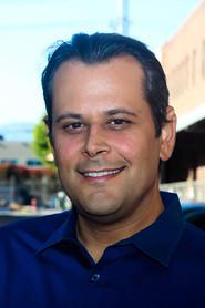 Anthony Cipriano as Restaraunt Guy in The 53rd Calypso 1996