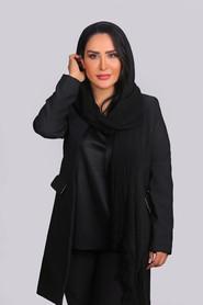 Parisa Roshani as  in Khandeh Bazar 2011
