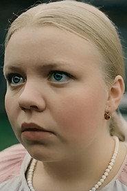 Yuliya Chekmaryova as nurse in Weekend Dad 1986