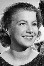 Yvonne Axö as Monica in Viettelysten tie 1955
