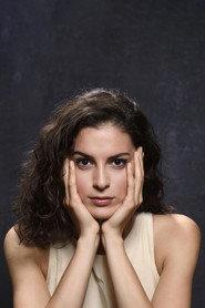 Helena Vuković as Djevojka na ulazu kluba in Birdy 2019