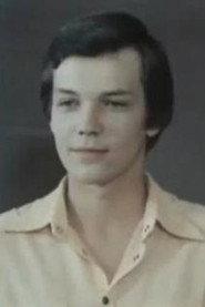Gennady Skomorokhov as Sergey, muzh Anny in You've Got a Telegram 1983