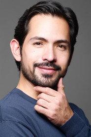 Alí Navarro as Santiago in Memento Vivere 2024