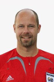 Martin Hansson as Self in The Referee 2010