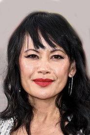 Martha Millan as Sonja Janssen in Merry Kiss Cam 2022