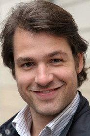 François Comar as Simon in La vie à mains nues 2005