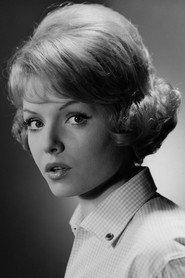 Gitta Winter as Elfi in Apartmentzauber 1963