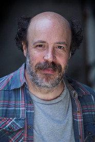 Guillaume Bursztyn as Administrateur de garde in Impatient Pain 2023
