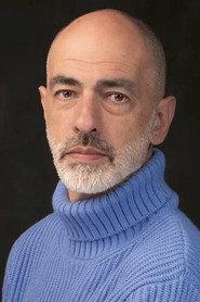 José Carlos Domínguez as Pepe in Zapatillas sin cordones 2024