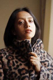 Mariale Adrianzén as Jimena in Valores Familiares 2026