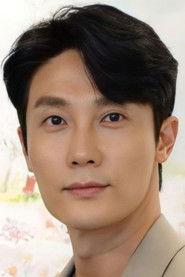 Kim Woo-hyung as Middle Boss in Vanishing 2022