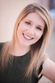 Kelli Dodd as Jenny / Ivy in Darlin' Cory 2021
