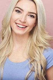 Summer Moran as Elizabeth Wright in One Stop Away 2017