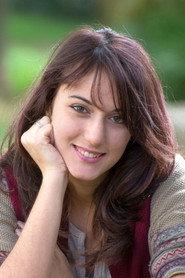 Aurora Garofalo as Dora in Nessuno mi pettina bene come il vento 2014