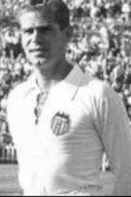 Antonio Puchades Casanova 'Puchades' as Self in Valencia CF, 90 anys de sentiment 2009