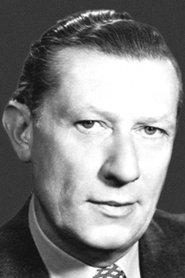 Bertil Berglund as Harald Bertelson, Bertels far in The Old Farm 1930