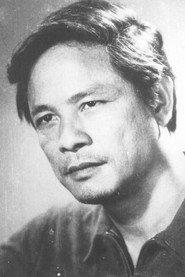Trần Phương as Thuyền trưởng Tơm in The Sea Calls 1967