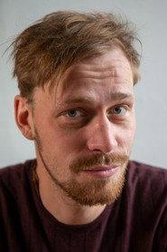 Karl Robert Saaremäe as Oskar in Where the Heart Is 2020