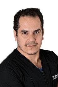 Iban Marrero as Manager equipo rojo in Jugando a bailar 2018
