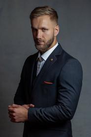 Shadee Rönnbäck as Joker in Harakat 2025