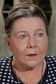 Nellie Burt as Marjorie Travers in Idle Hands 1921