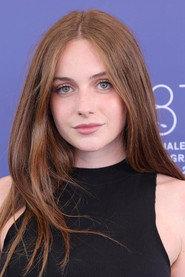 Vittoria Planeta as Arianna Gravina in Diciannove 2025