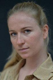 Catrina Stemmer as Iva in Don't Look at Me That Way 2016