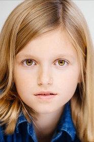 Britt Loder as Cali Sharpe in Christmas Island 2023