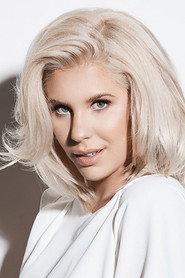Kethi Uibomägi as Riina in The Days That Confused 2016