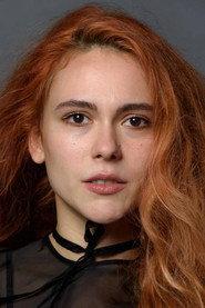 Luna Pilić as Janja in Holy Family 2023