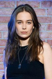 Josepha Walter as Nadine Mussorkski in Familie Bundschuh - Wir machen Abitur 2019