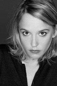 Solène Bouton as Sophie in The Bridesmaid 2004