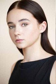 Anna Harriette Pittman as April Rancourt in A Savannah Haunting 2022