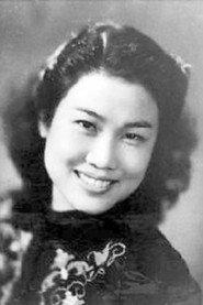 Ruifang Zhang as Li Ruiyu (Elder Daughter-in-law) in Family 1957