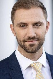 Randy Borruso as Ray in Midnight on Atwells
