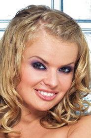Dora Venter as Laura in La memoria de los peces 2004