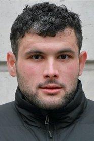 Mohamed Seddiki as Anis in Le premier venu 2023