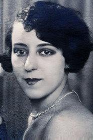 Ofelia Cortesina as Pilar Miranda in Camino del infierno 1945