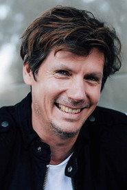 Thomas Clemens as Pfarrer in Zitronenherzen 2024